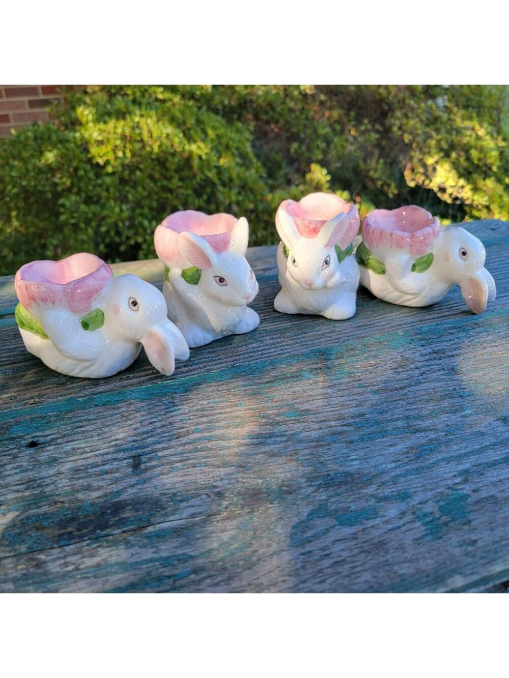 Vintage Set Of 4 Ceramic Bunny Egg Cups With Pink Floral Design